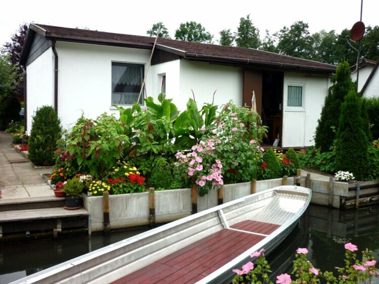 Erholungsgrundstück zur Pacht mit direktem Wasserzugang in Lübbenau im